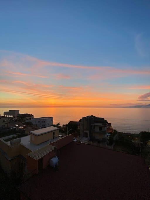 Casa Vacanze Al Civico 72 ปิซโซ ภายนอก รูปภาพ